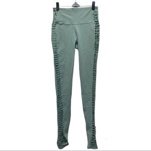 ALO Yoga Green Leggings size S